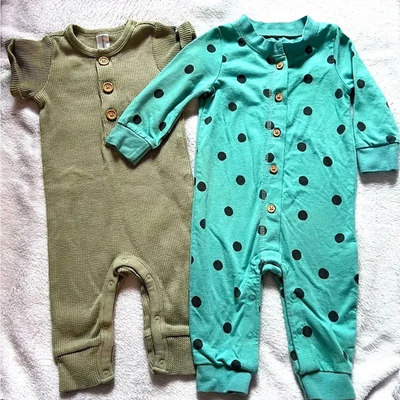 3-6 Months One Piece Outift, footless (2 outfits) - Picture 1 of 3